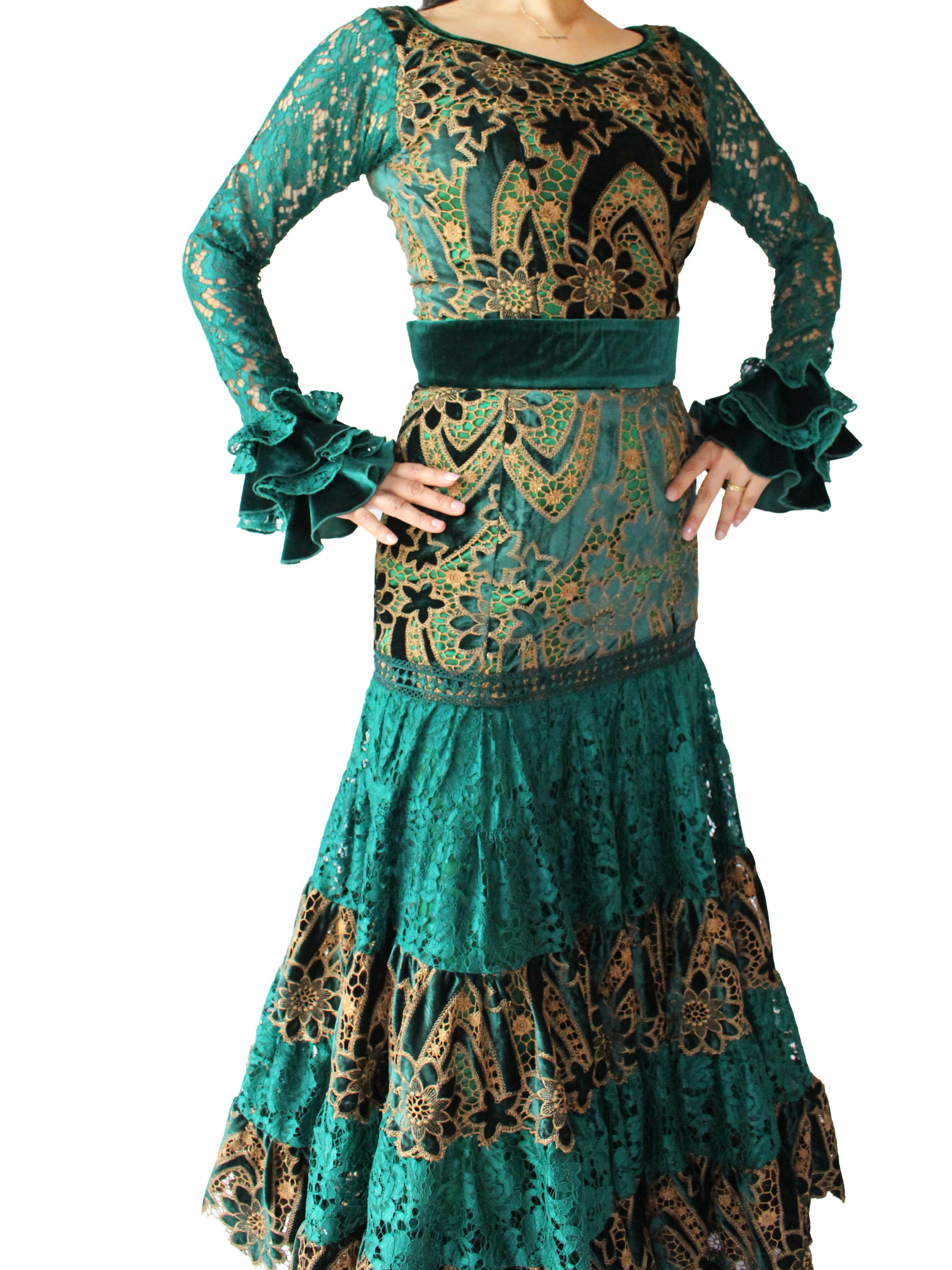 Sonia Johnes | フラメンコ衣装のソニア・ジョーンズ 公式ブランドサイト